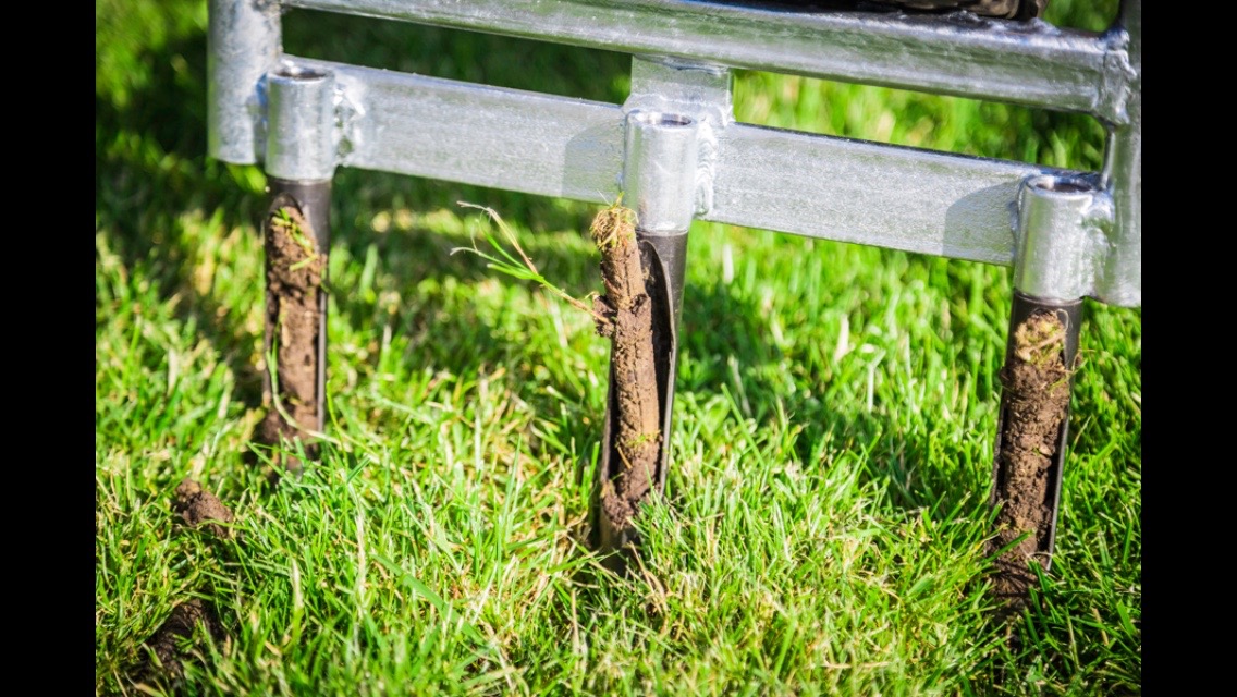 Kreitis Aerifizierer Level Rake